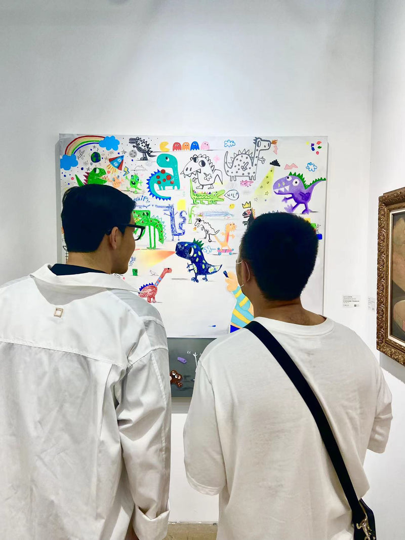 Visitors at a Debbie Reda exhibition 20