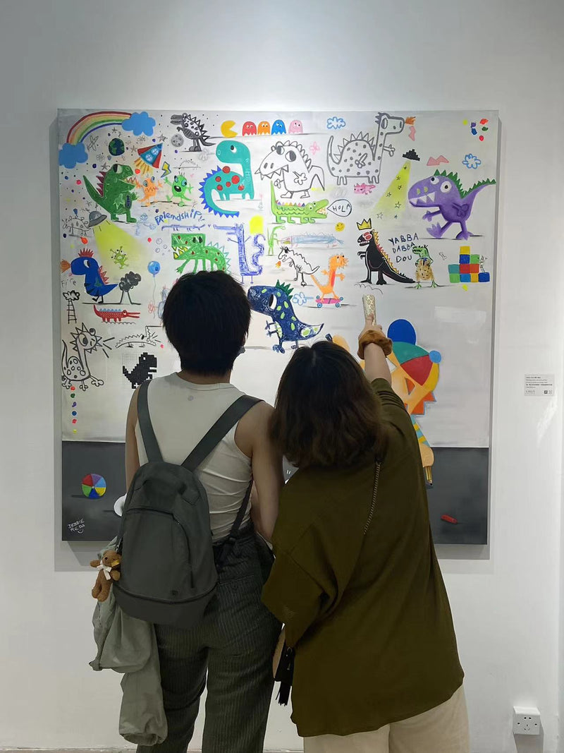 Visitors at a Debbie Reda exhibition 21